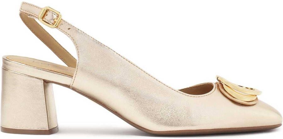 Kazar Gouden pumps met open hiel en metalen versiering op de neus Yellow Dames