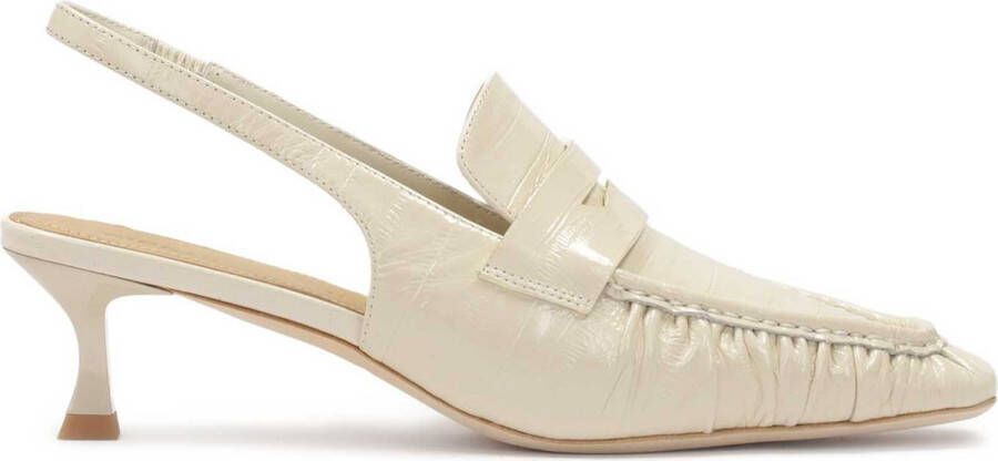 Kazar Studio Elegante slingbacks van lakleer met reliëfpatroon Beige Dames