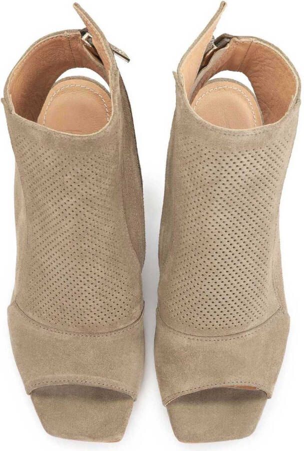 Kazar Suede peep toe booties met een open teen en hiel Beige Dames