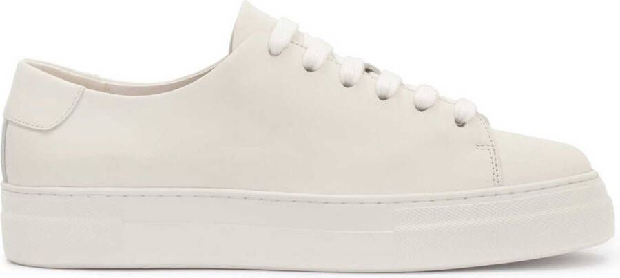 Kazar Witte leren sneakers met een eenvoudig bovendeel White Dames