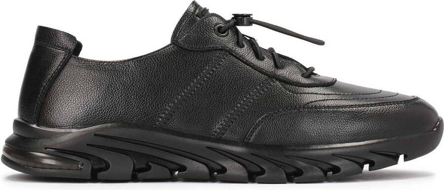 Kazar Zwarte leren herensneakers met een futuristische zool Black Heren