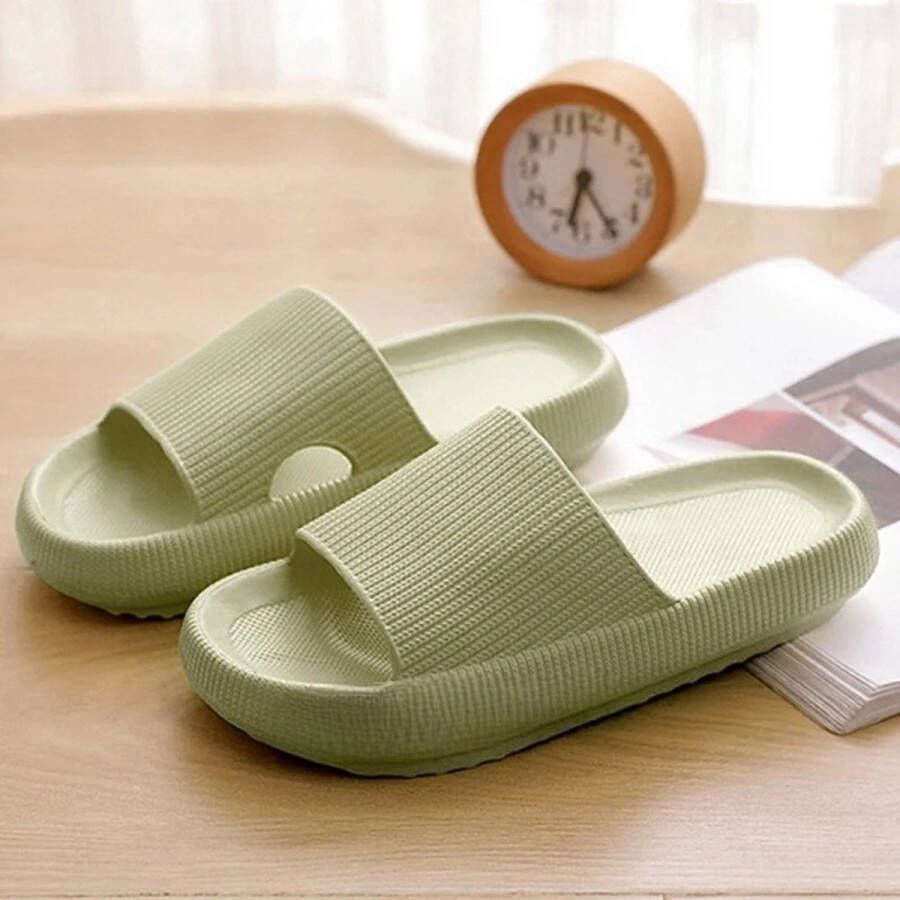 Klikkopers Cloud Slides Slippers Badslippers Sloffen Verdikte Lichtgewicht Super Zacht aan je Voeten Anti-Slip Groen