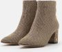 Kurt Geiger London Fabric Ankle Boot Enkellaarsjes Enkelboots met rits Dames Goud - Thumbnail 9