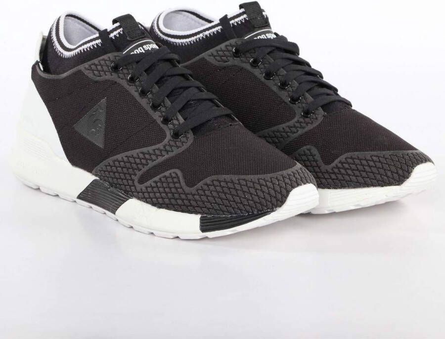 Le Coq Sportif Omicron tech modern