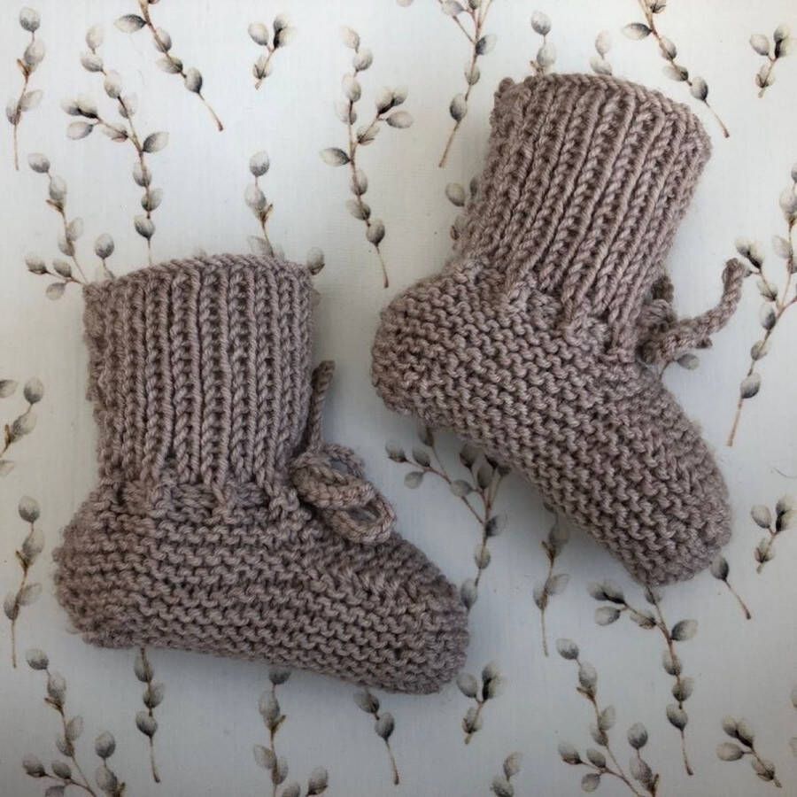 Lovely Stitches Gebreide Babyslofjes Kort Beige Merino Wol Lovely Stitche