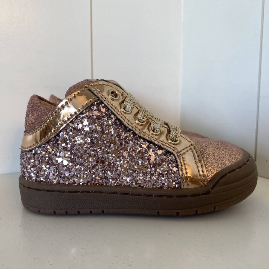 Lunella Meisjessneaker glitter met beschermtop