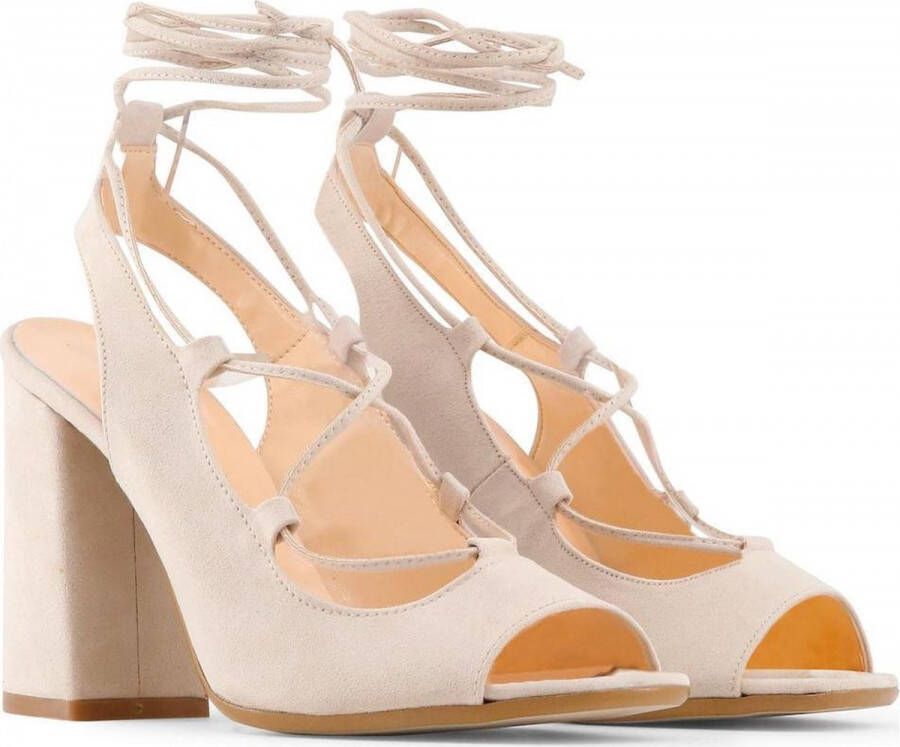 Made in Italia Verstelbare enkelband hak sandalen Beige Dames