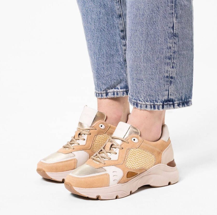 Manfield Dames Beige leren sneakers met geweven detail