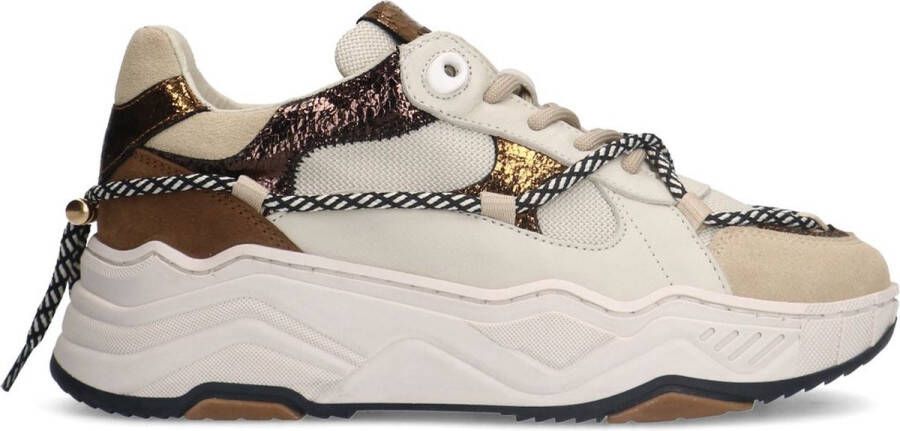 Manfield Dames Beige suède sneakers met details