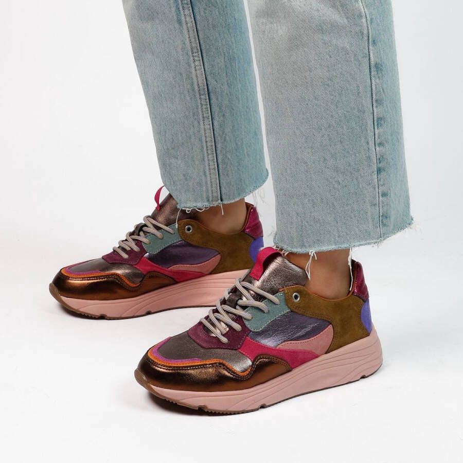 Manfield Dames Roze leren sneakers met metallic details