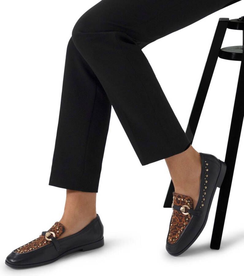 Manfield Dames Zwarte leren loafers met details