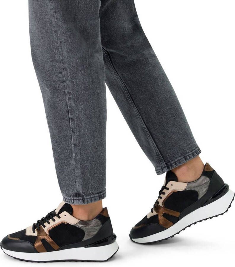 Manfield Dames Zwarte leren sneakers met bronze details