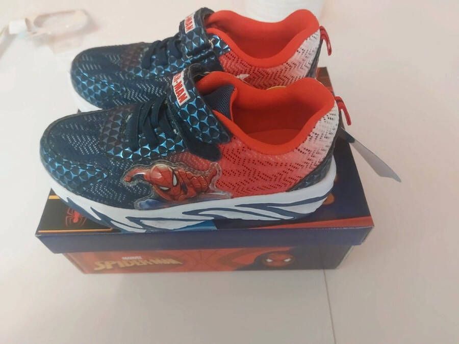 Marvel Spiderman sneakers licht