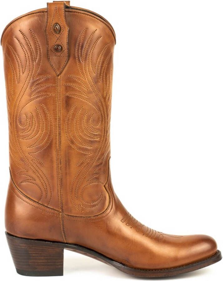 Mayura Boots 2526 Hazelnoot Bruin Dames Boho Western Laarzen Blad Motief Sierstiksel Ronde Neus Schuine Hak Glad Leer