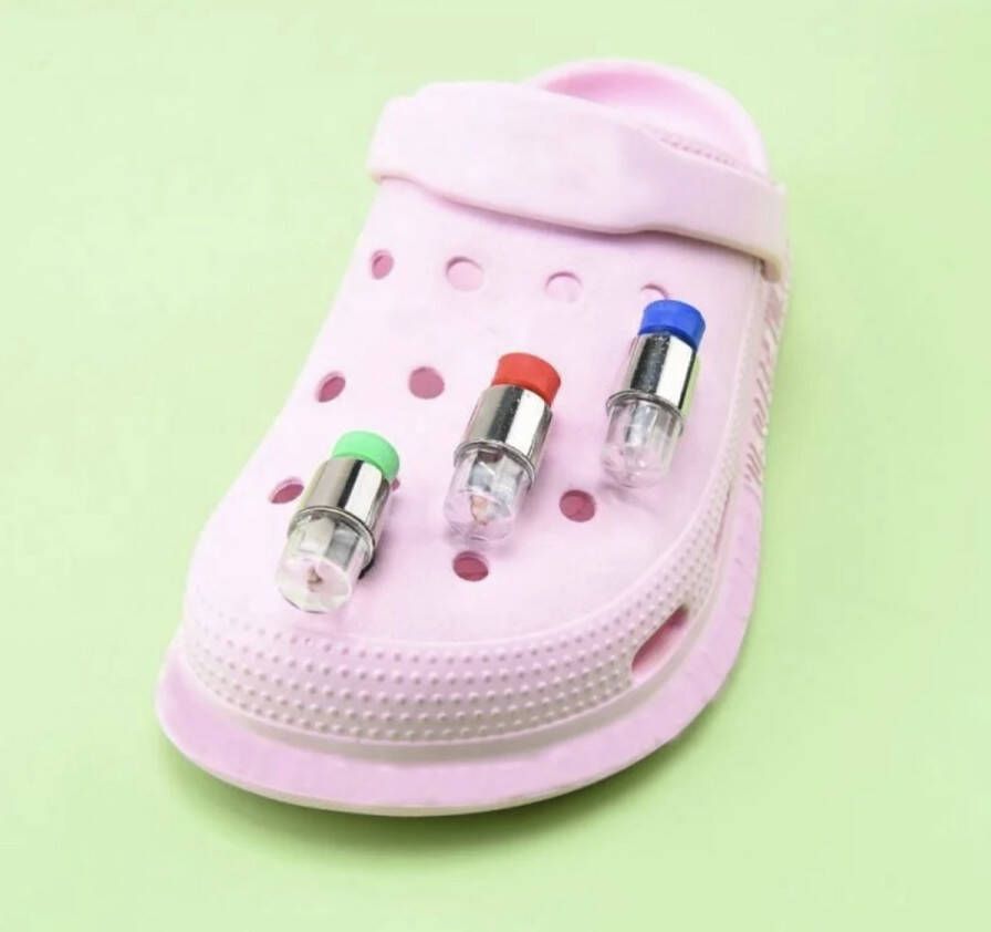 Merkloos Crocs Disco Lamp 2 stuks Rood Crocs Disco Crocs lamp LED batterijen inbegrepen Crocs schoen