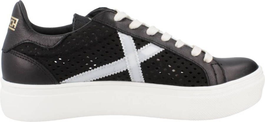 Munich Stijlvolle Sneakers voor Moderne Vrouwen Black Dames