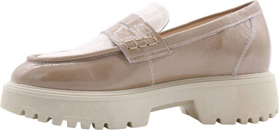 Nerogiardini Stijlvolle Moccasin Loafers voor Vrouwen Beige Dames