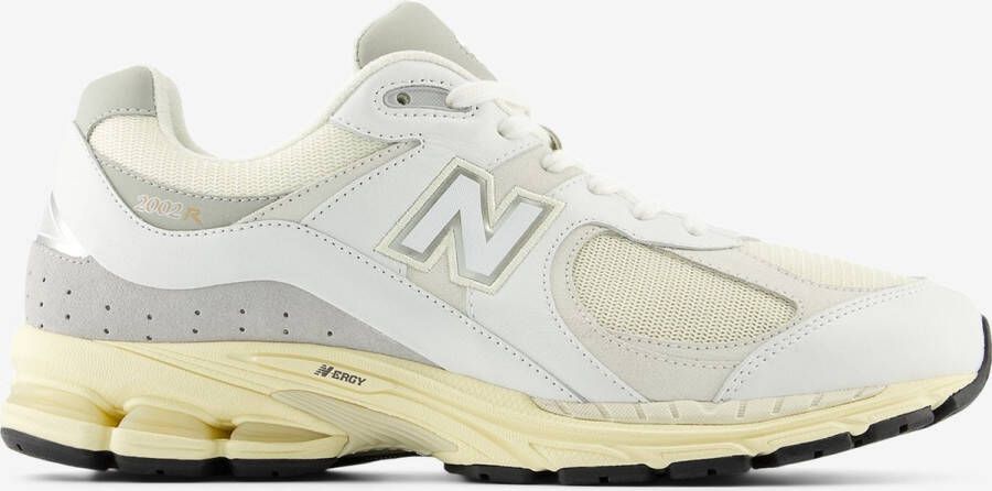 New Balance Witte Sneakers 2002R Details Samenstelling Pasvorm White Heren