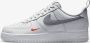 Nike Herenschoenen Air Force 1 '07 Photon Dust Safety Orange White Cool Grey- Heren Photon Dust Safety Orange White Cool Grey - Thumbnail 1