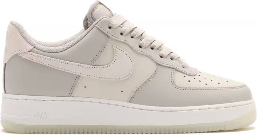 Nike Air Force 1 '07 Lv8 1 Schoenen light bone summit white-lt iron ore maat: 47.5 beschikbare maaten:41 42.5 40 43 44.5 45 46 45.5 47.5