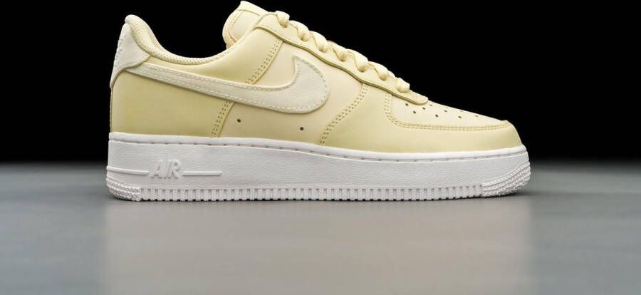 Nike Air Jordan wmns Nike Air Force 1 Low Cross Stitch Light Lemon DJ9945-700 Kleur als op foto