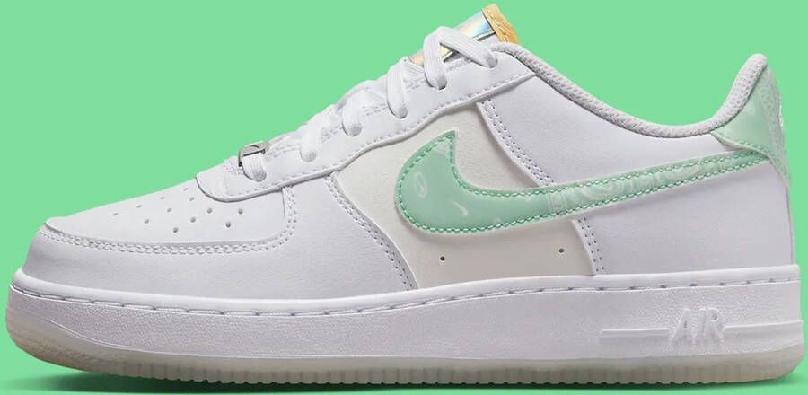 Nike Air Force 1 LV8 Sneakers Dames White White Mint Foam