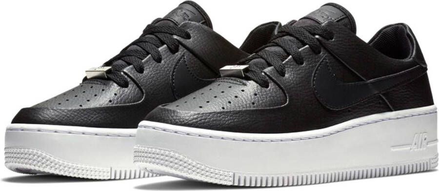 Nike Air Force 1 Sage Low Sneaker Dames Sneakers Vrouwen zwart wit