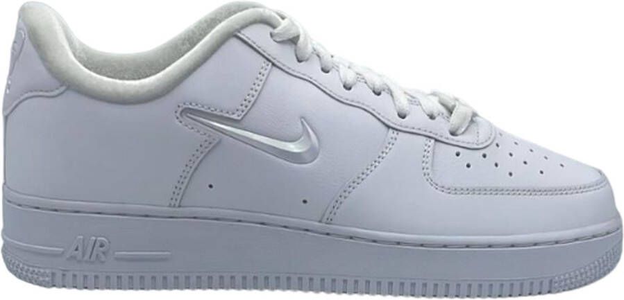 Nike Wmns Air Force 1 '07 Se Basketball Schoenen white multi color black maat: 40.5 beschikbare maaten:36.5 37.5 38 39 40.5 41