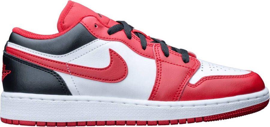 Jordan Wmns Air 1 Low Basketball Schoenen white gym red black sail maat: 37.5 beschikbare maaten:36.5 37.5 38.5 39 40.5 41 42