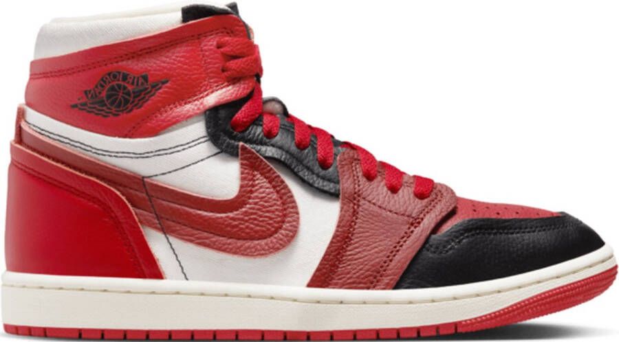 Jordan Wmns Air 1 Mm High 1 sport red dune red black sail maat: 36.5 beschikbare maaten:36.5 37.5 38.5 39 40.5 41 42 43 44