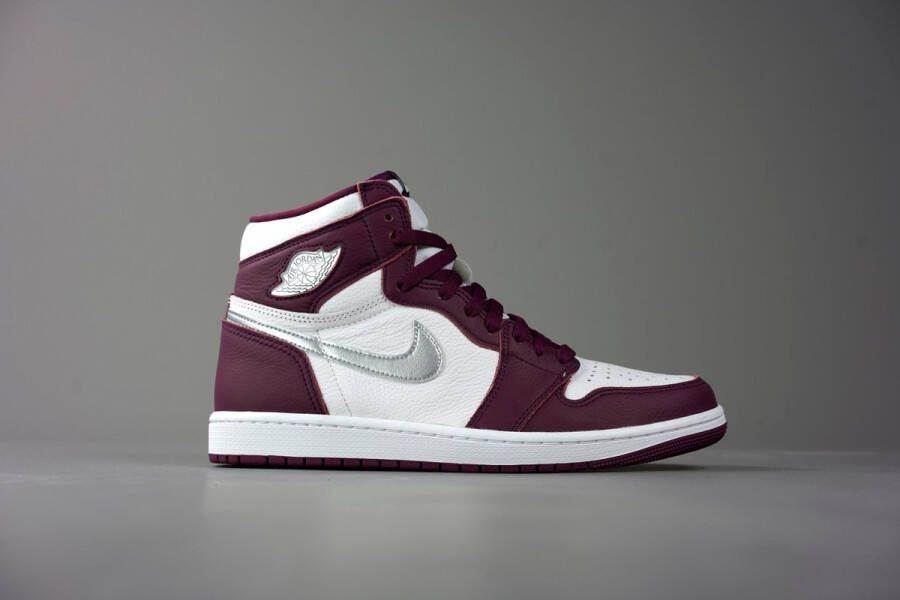 Nike Air Jordan 1 Retro High OG 'Bordeaux' 555088-611 bordeaux rood sneakers hoog