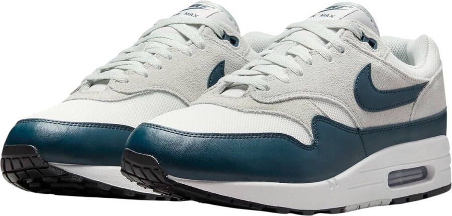 Nike Herenschoenen Air Max 1 Essential Summit White Light Silver White Armoury Navy- Heren Summit White Light Silver White Armoury Navy