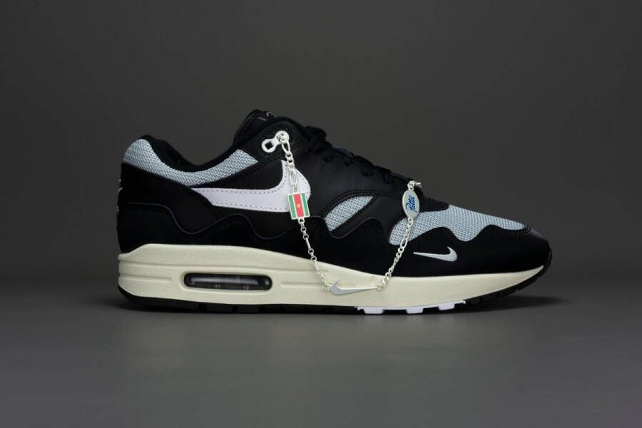 Nike Air Max 1 Patta Waves ''Black'' (With Bracelet) DQ0299-001 ZWART Schoenen