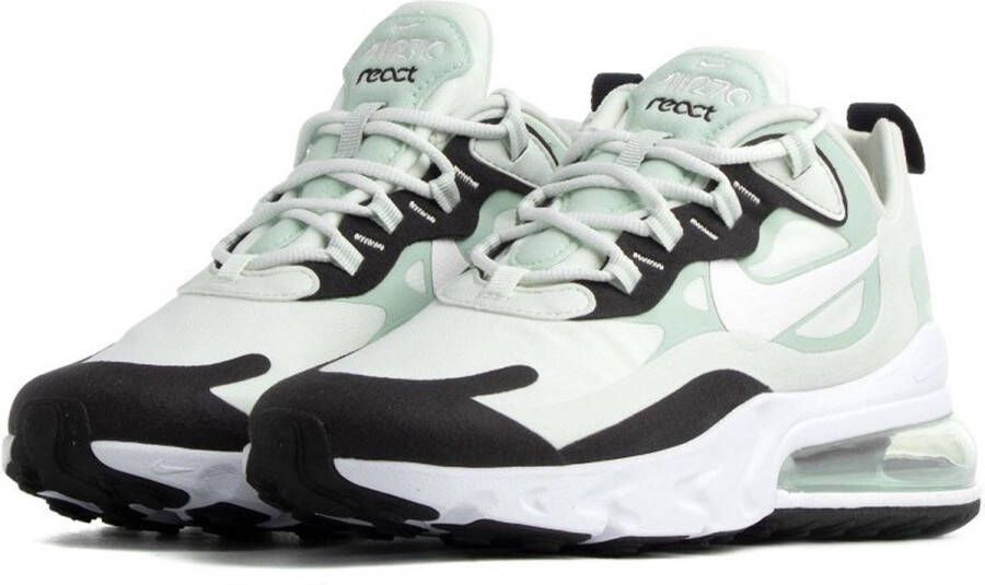 Nike Air Max 270 React Sneakers Vrouwen licht groen zwart wit