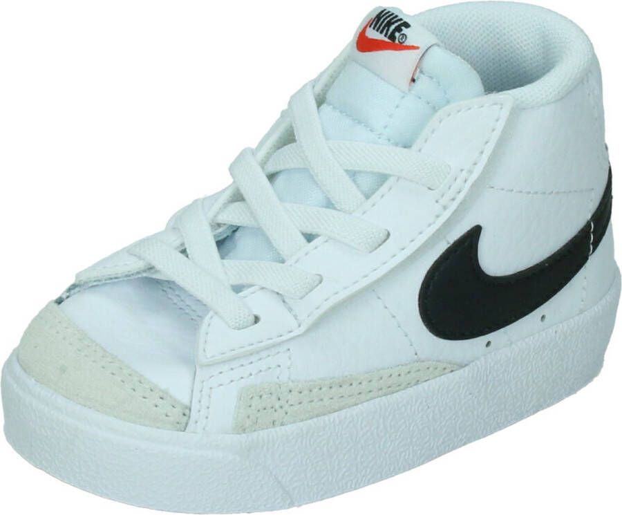 Nike blazer mid '77 in de kleur wit