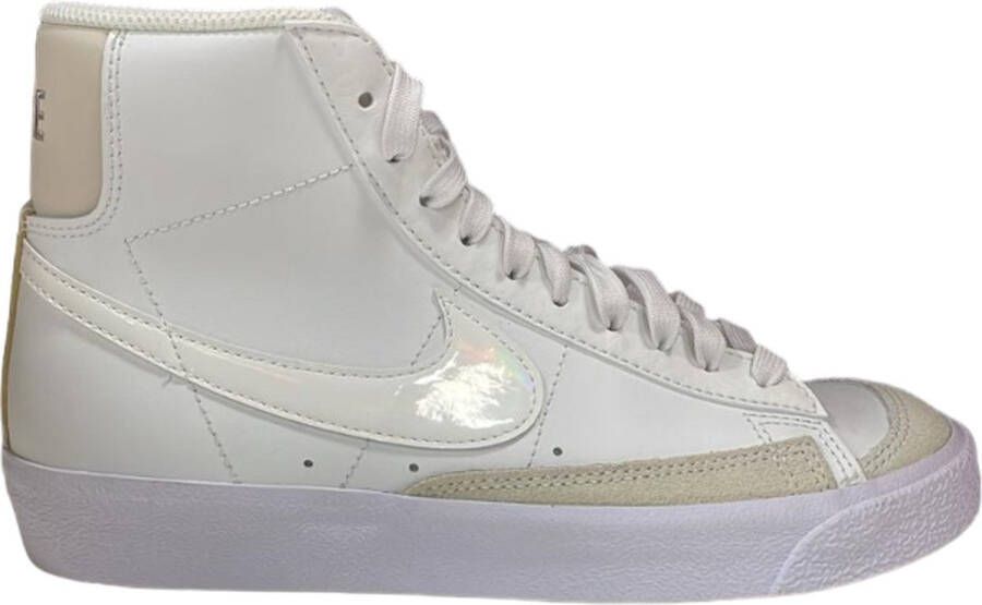 Nike Blazer Mid '77 sneaker met suède details