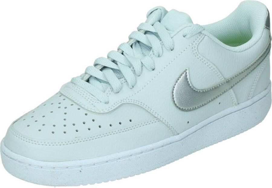 Nike court vision low next nature in de kleur grijs