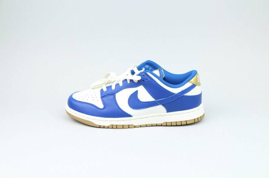 Nike Dunk Low 'Kansas City Royals' (Dames)