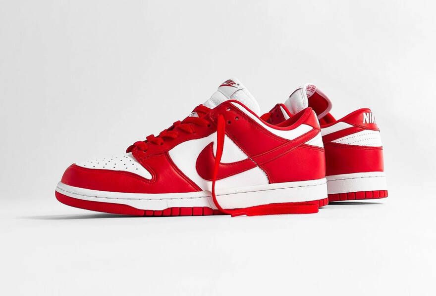 Nike dunk low SP university red white heren