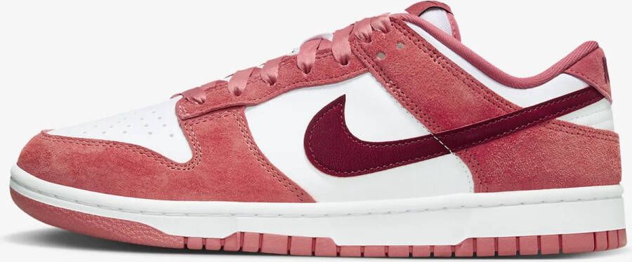 Nike Dunk Low Wmns Valentine s Day Sneakers Dames Wit Dragon Red Team Red