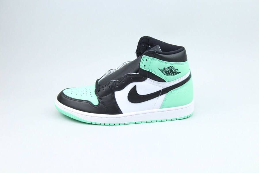 Nike Jordan 1 Retro High OG 'Green Glow'