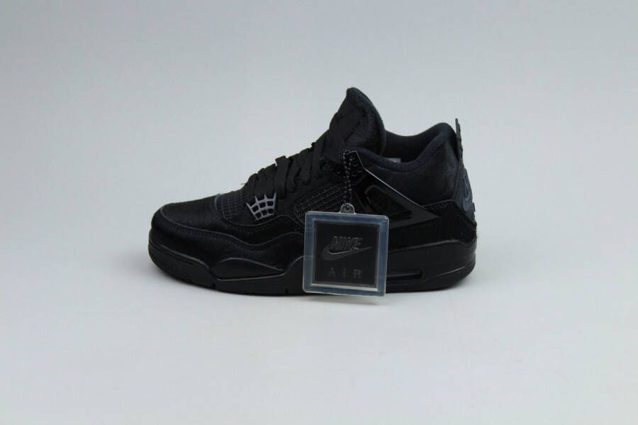 Nike Jordan 4 X Olivia Kim 'No Cover'