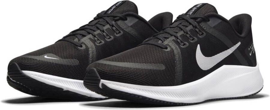 Nike Quest 4 Hardloopschoenen voor heren (straat) Zwart