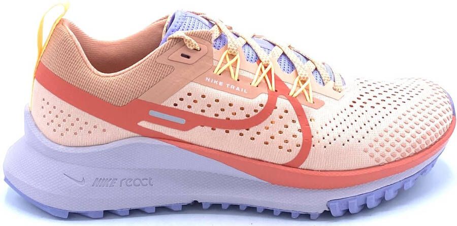 Nike React Pegasus Trail 4 Trailrunningschoen voor dames Roze