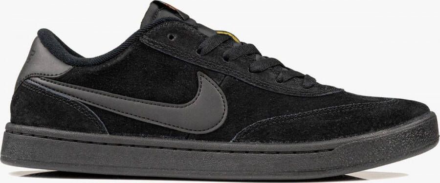 Nike SB FC Classic Skate in zwart formaten: 42.5