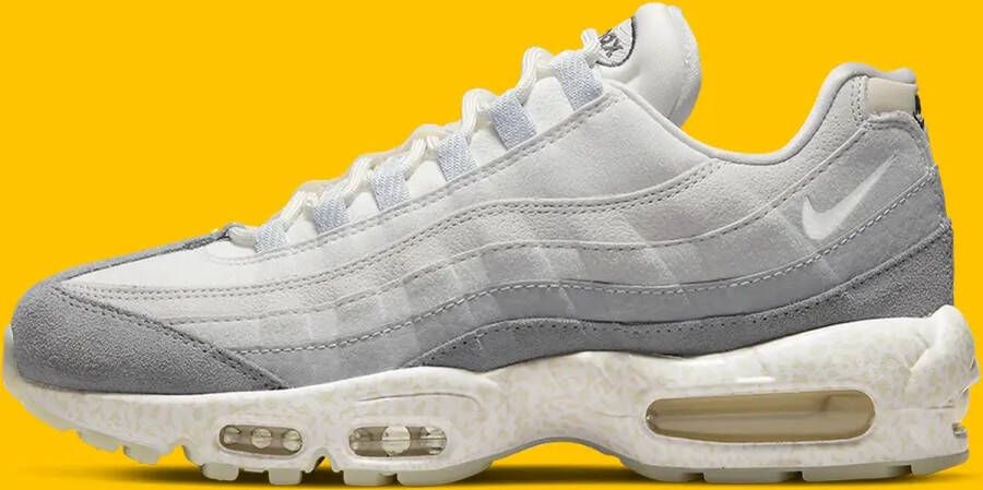 Nike Sneakers Air Max 95 QS “Skeletal” (Summit White Light Bone Cool Grey)