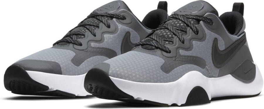 Nike Sportschoenen Mannen grijs zwart wit