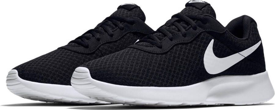 Nike Tanjun Heren Sneakers Black White