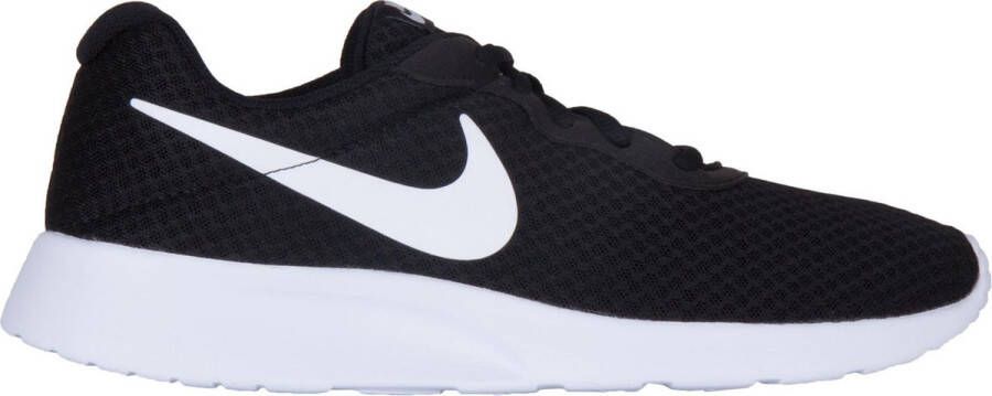 Nike Tanjun Heren Sneakers Black White