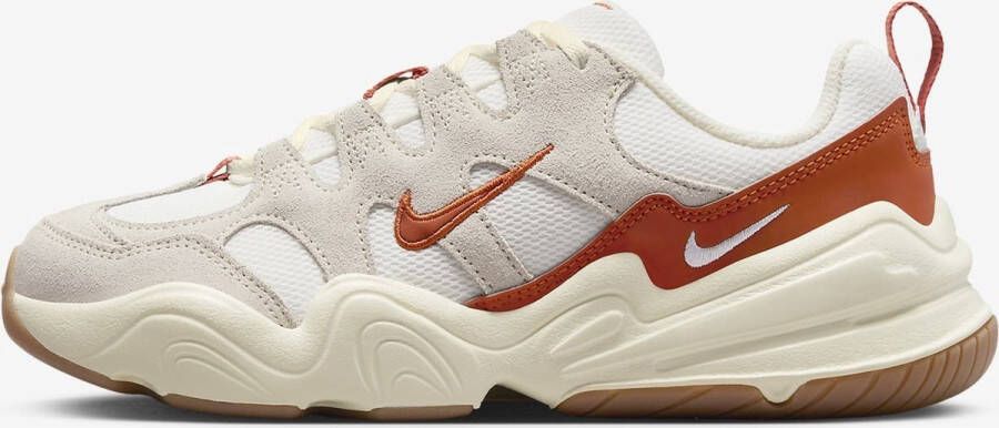 Nike Tech Hera Beige Terracotta Sneakers Unisex DOOS ZONDER DEKSEL